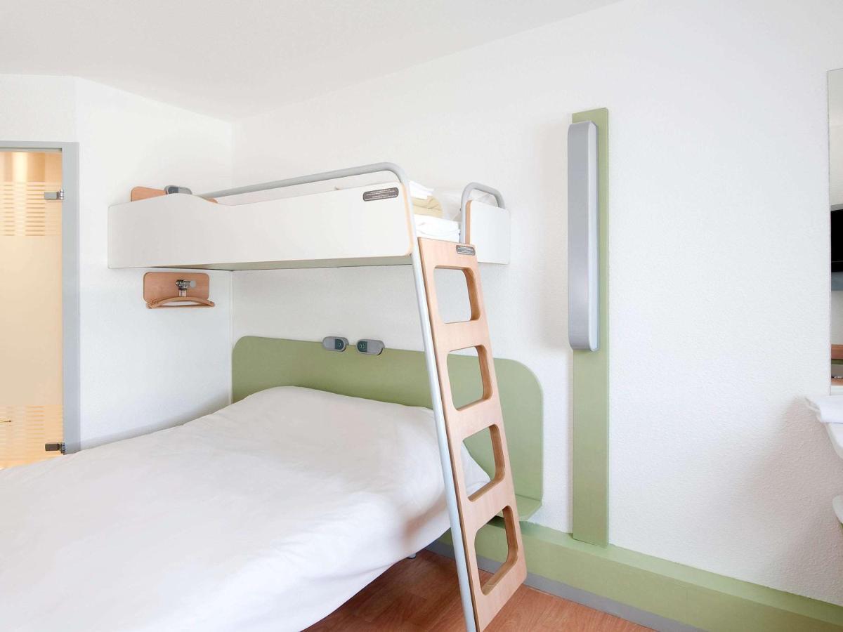 Ibis Budget Poitiers Sud Экстерьер фото